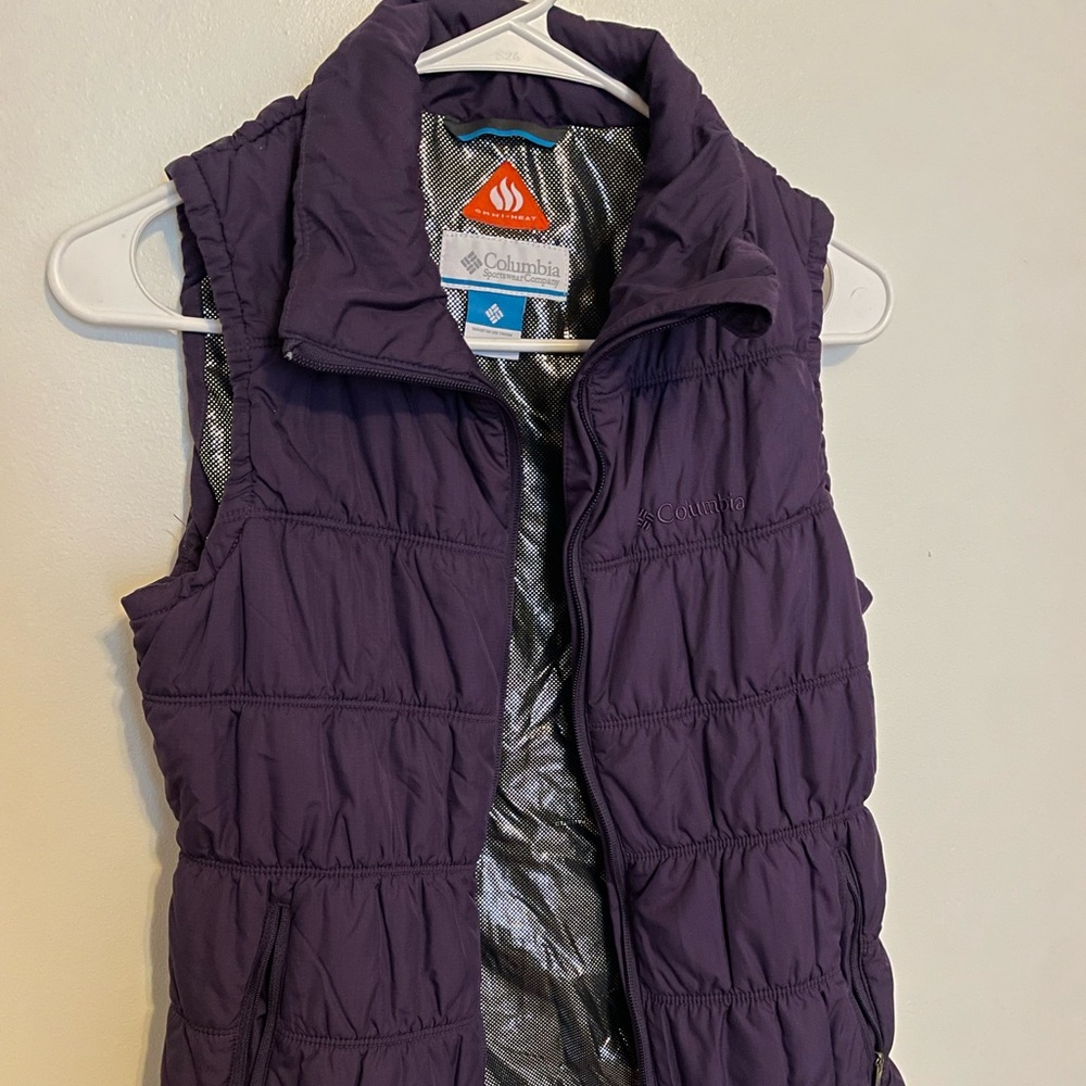 Columbia puffer vest